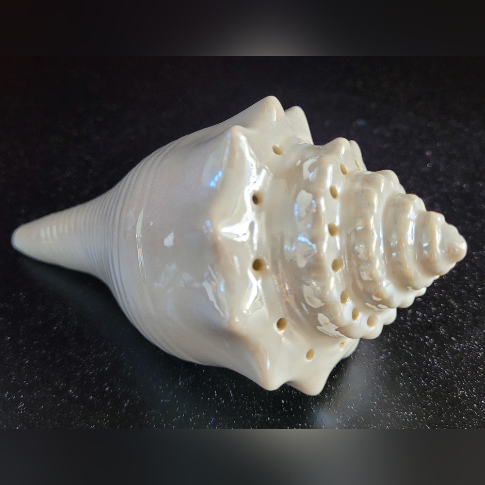 Seashell Pomander - Picture 2 of 5